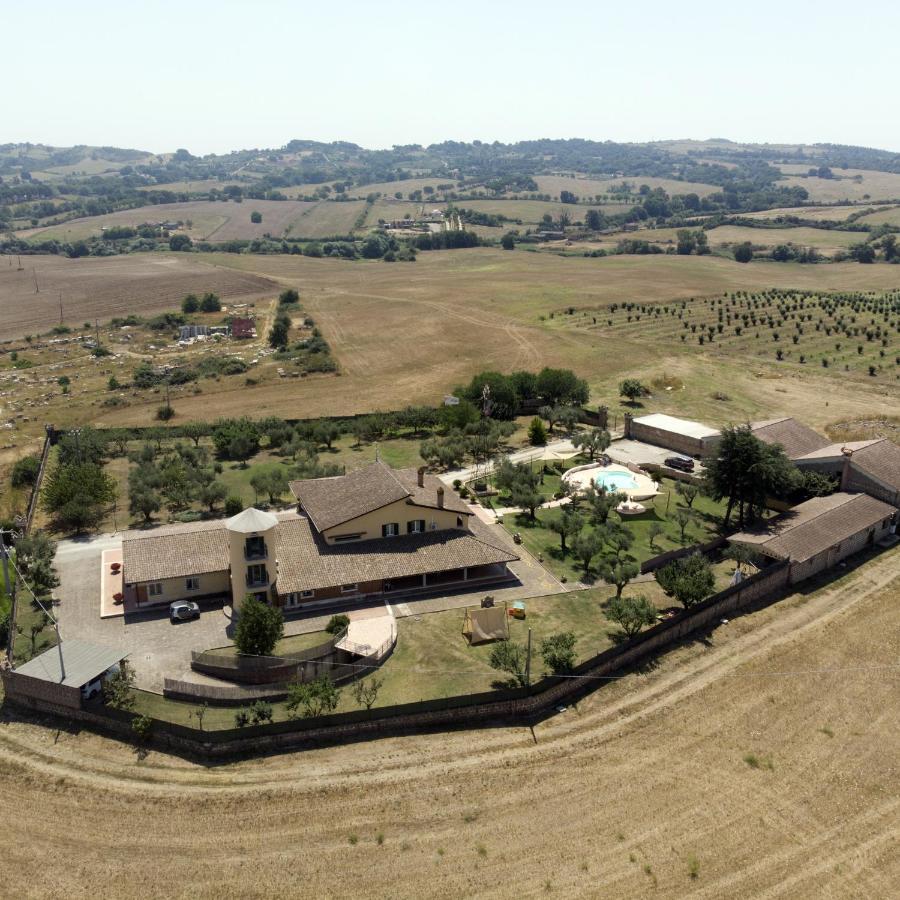 Villa Il Granaio Del Pavone à Nepi Extérieur photo