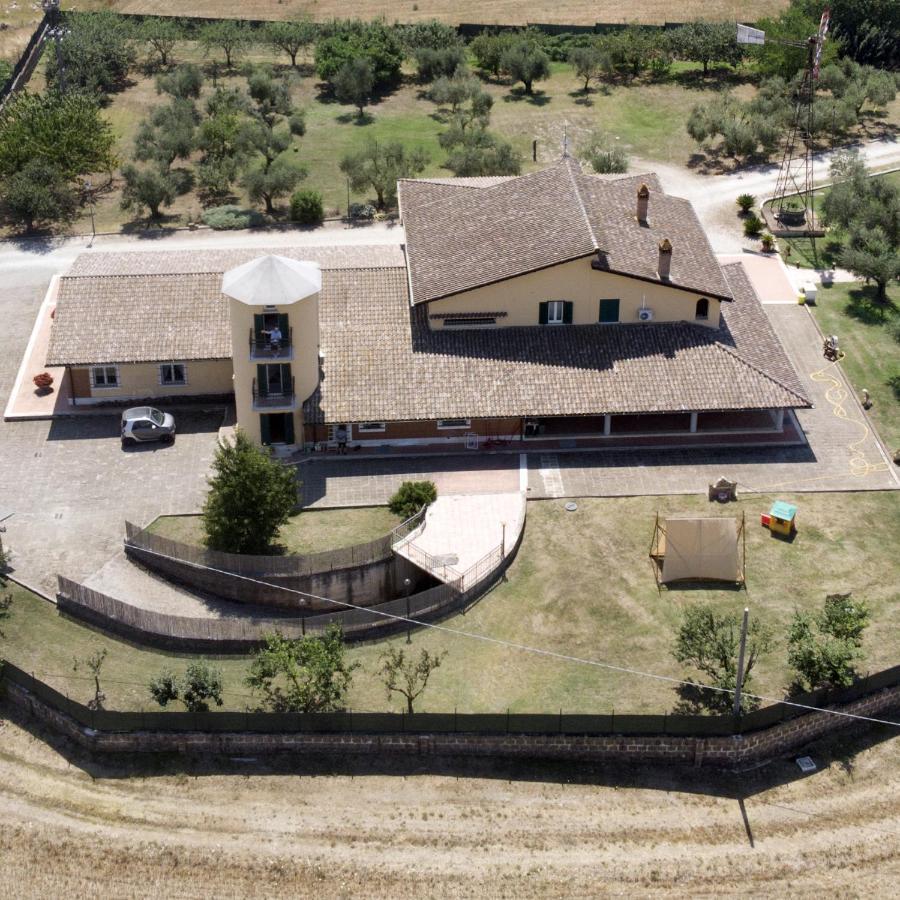 Villa Il Granaio Del Pavone à Nepi Extérieur photo