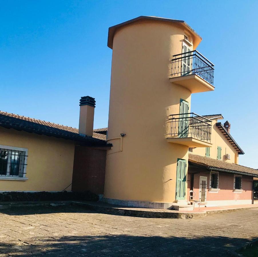 Villa Il Granaio Del Pavone à Nepi Extérieur photo