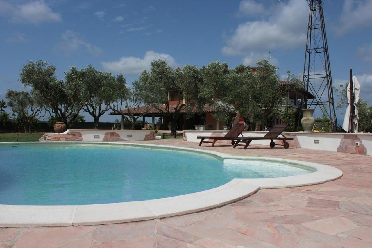 Villa Il Granaio Del Pavone à Nepi Extérieur photo
