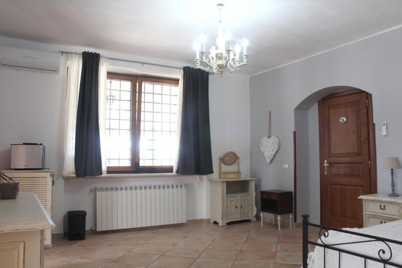 Villa Il Granaio Del Pavone à Nepi Extérieur photo